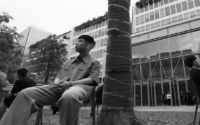 痛苦情况的重复让我们了解以前没有学到的东西